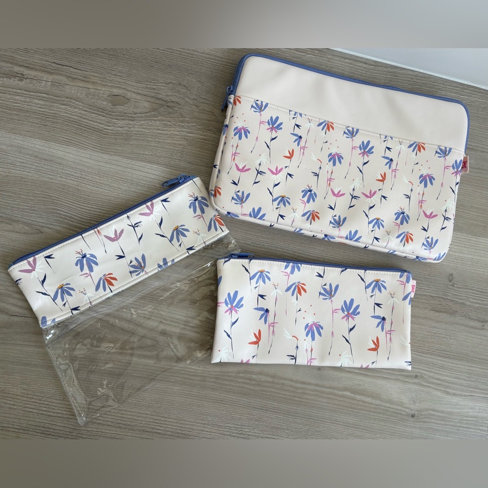 Talking Out Of Turn Indigo Dreams Laptop Bag Set